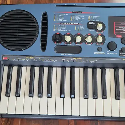Yamaha (PSR-D1) DJX 61 Full Size Keyboard Synthesizer Sampler image 3