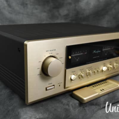 Accuphase E-407 Integrated Stereo Amplifier in Excellent Condition w/ Remote image 13