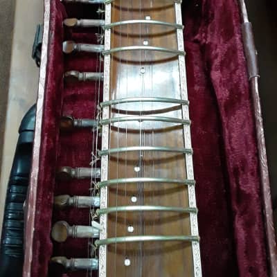 P. & Brothers double Gourd Sitar w/case image 7