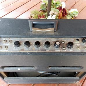 1963 Guild Model 66-J Tube Guitar Amp Grey Tolex With Tan Grille Cloth Great Sound 20 Watts 2 X 6V6 image 5
