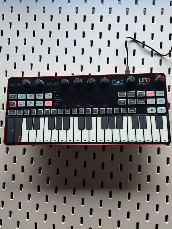 IK Multimedia UNO Synth Pro Desktop - Analog Synth image 1