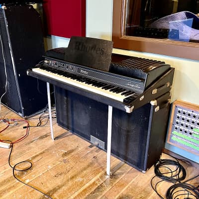 Rhodes Mark II Suitcase Piano 73-Key Electric Piano 1979 - 1983 - Black original vintage USA image 3