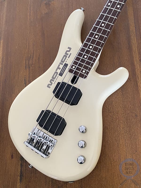 Yamaha Motion B Bass, MB III, White, 1986-1989 | Reverb Canada