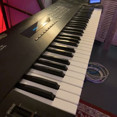 Roland S-50 61-Key Digital Sampling Keyboard