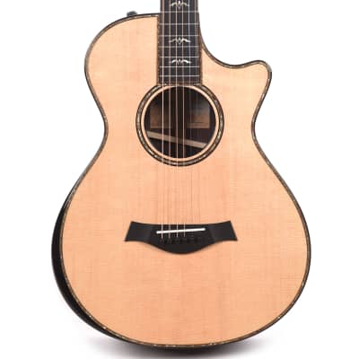 Taylor C62e 12-Fret B3037 Grand Concert, Figured Hawaiian Koa