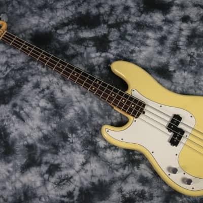Fender American Standard Precision Bass 50th Anniversary 1996 Left Handed image 11