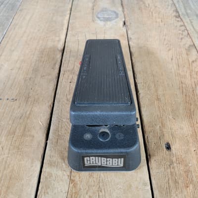 Dunlop Crybaby Model 95Q Wah Pedal image 4