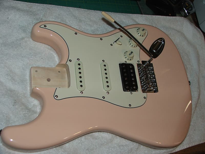 Shell Pink Loaded Strat Style Body....SSH.... PUSHPULL tone Reverb