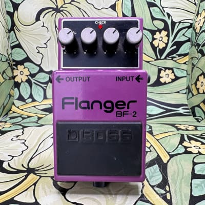 35％OFF】 BOSS BF-2 Flanger エフェクター - fishtowndistrict.com