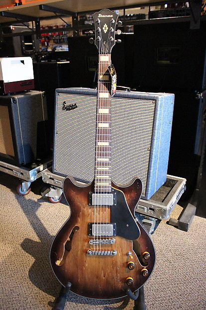 Ibanez amv10a top
