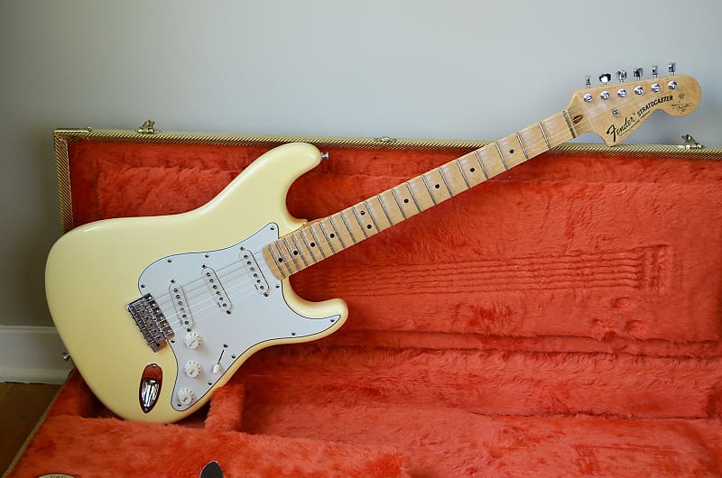 Fender Artist Series Yngwie Malmsteen Signature Stratocaster 1998 - 2006