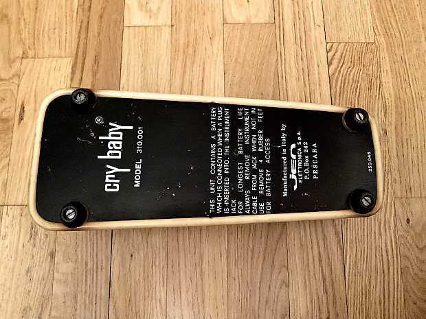 Vintage Jen Cry Baby Wah pedal model 310.001 (earlier than Super) with  original Carrying Bag!