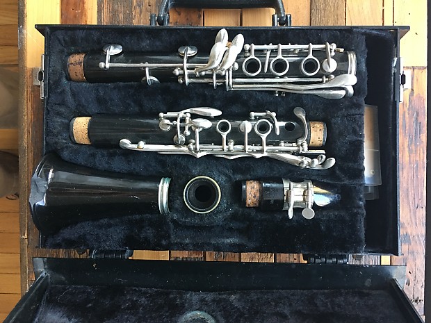 Selmer goldentone 3 clarinet hot sale