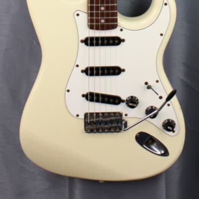 Fender Stratocaster ST'72-US 2000 - White - japan import for sale