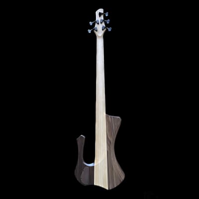 MG Bass New Extreman Fretless 5 strings bartolini pickup Ebony fingerboard image 4