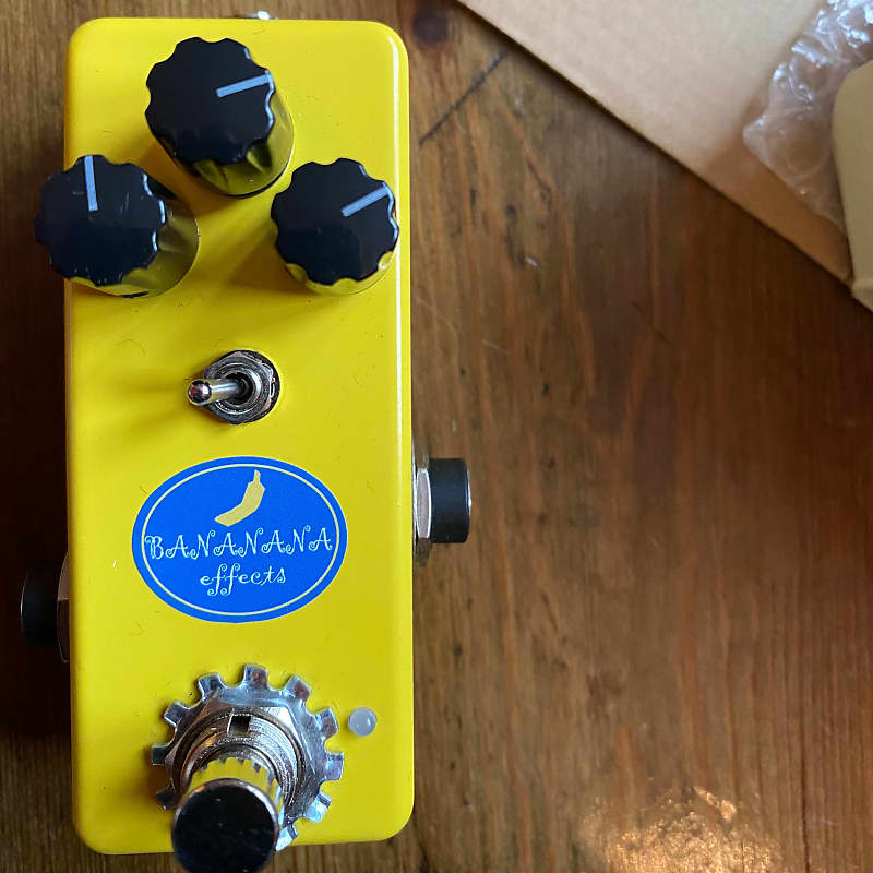 Bananana Effects The BOMB germanium/siilicon fuzz