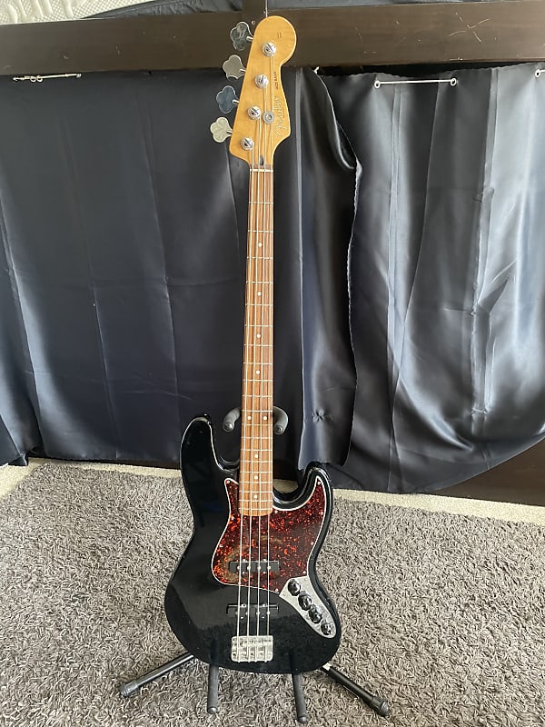 Fender Deluxe Active Jazz Bass 1997 - 2004 - Black | Reverb