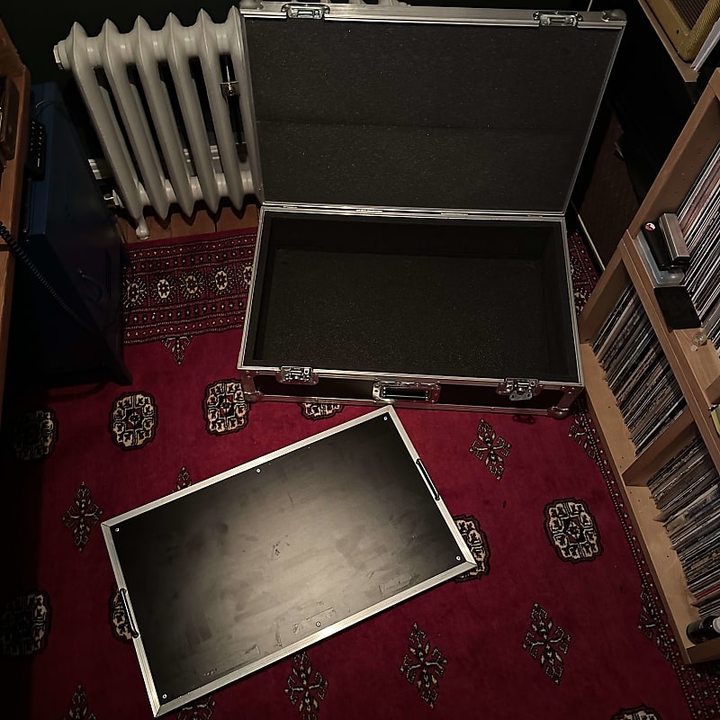Castle Cases Pro Pedalboard Flightcase Reverb UK