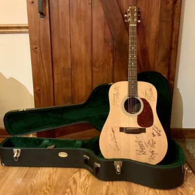 Martin D-1R 2000 with 7 Genuine Autographs of Hall of Fame musicians for sale