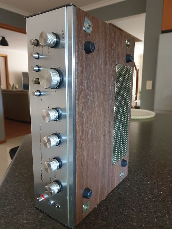 Rotel RA 311 1974 Silver/Wood Laminate STEREO Intergrated
