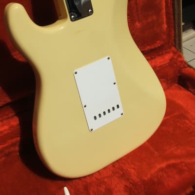 1983 Fender ‘62 Reissue Stratocaster Fullerton Vintage Olimpic White Slab Boar
d Rosewood Neck image 7