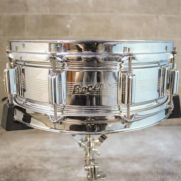 Rogers "7-Line" Dyna-Sonic 5x14" Chrome Over Brass Snare Drum with Beavertail Lugs 1963-1967 image 3