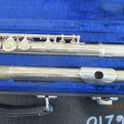 Gemeinhardt 2SP Straght-Headjoint Flute with Offset G , made in USA image 3
