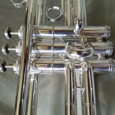 Getzen Severinsen Model Eterna 900S Trumpet 1968-1971 w/hard case, mouthpieces, mutes, & lyre image 8
