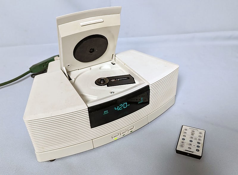 Bose Wave Radio and CD Player AWRC-1P w/ AWACCQ Pedestal