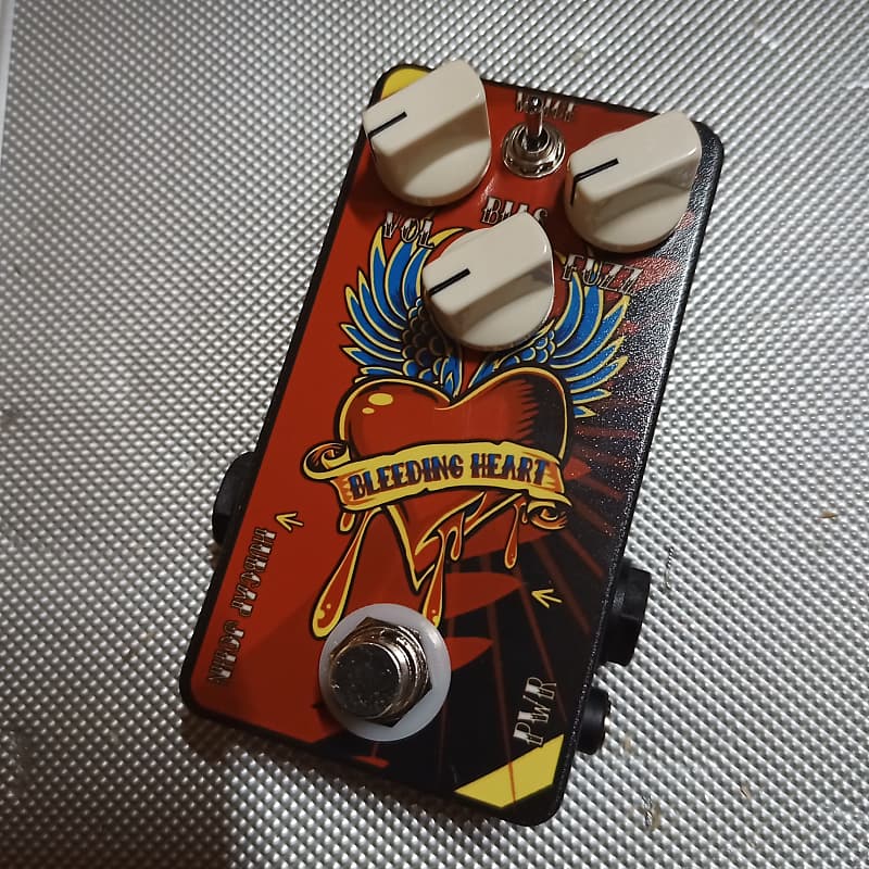 Hubcap john bleeding heart fuzz Reverb
