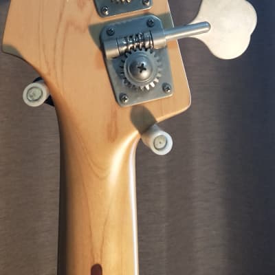 Squier Precision Bass 1991 sunburst Bild 6