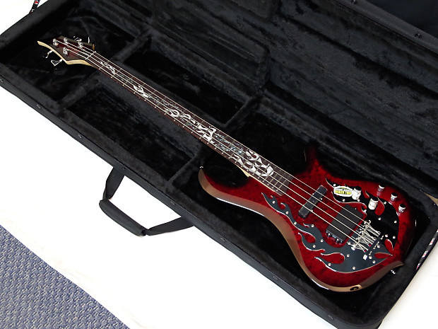 再入荷のおすすめ最新情報 Blood NEW guitar BASS 4-string Phoenix TRABEN Red LIGHT w/ ベース
