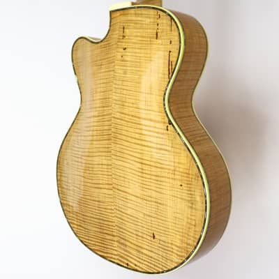 Monteleone 1992 Archtop Guitar #136 With Hardshell Case image 8