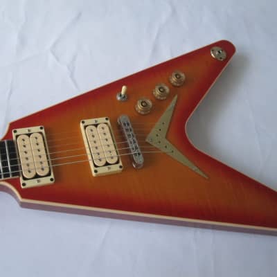 Dean USA V 1977 Trans Cherryburst Ltd Run 35 Pc #7 of 35 with Dean case certificate of authenticity image 6