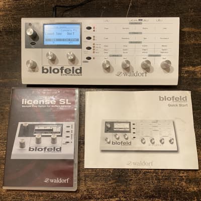 Waldorf Blofeld Desktop Synthesizer white + SL License