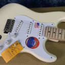 MINT! 2022 Fender Eric Clapton Artist Series Stratocaster - Olympic White - Authorized Dealer - 8lbs