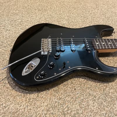 Fender Stratocaster Deluxe Series HSS 2011 Black image 1