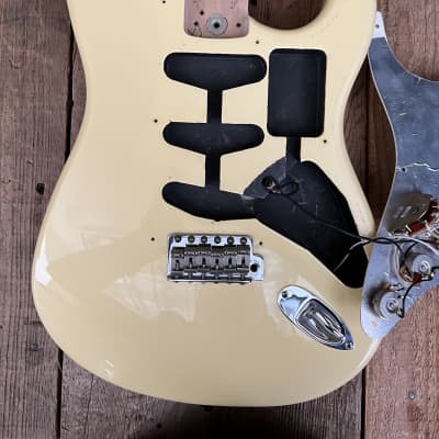 Fender CS Stratocaster Loaded Body image 9