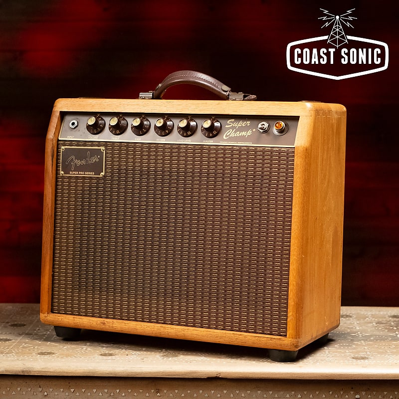 Fender Super Champ Deluxe 18-Watt 1x10