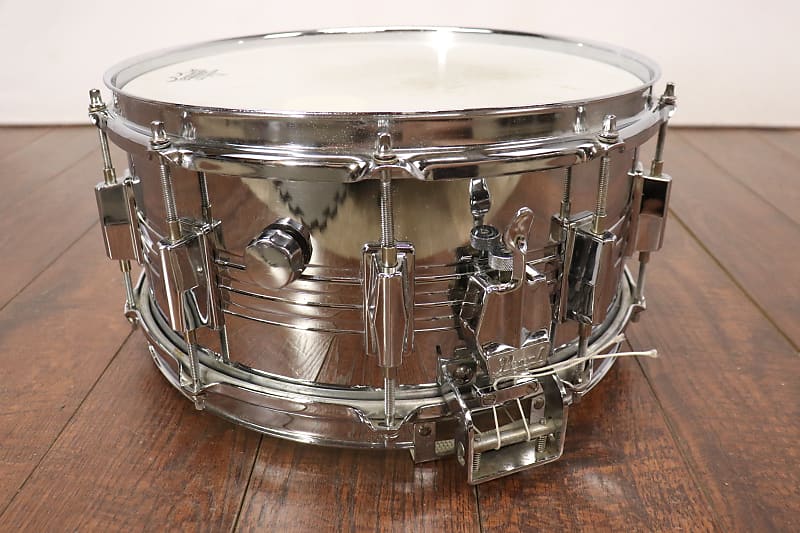 Pearl SS1455S/C SensiTone 14x5.5 8-Lug Steel Snare Drum