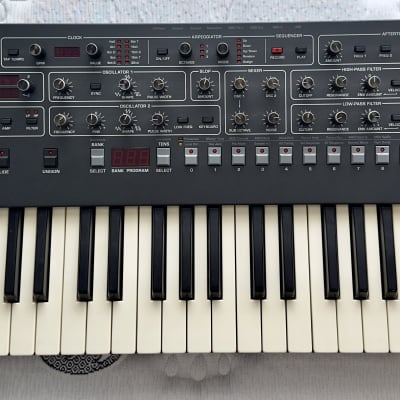 Sequential Prophet-6 49-Key 6-Voice Polyphonic Synthesizer 2018 - 2020 - Black with Wood Sides