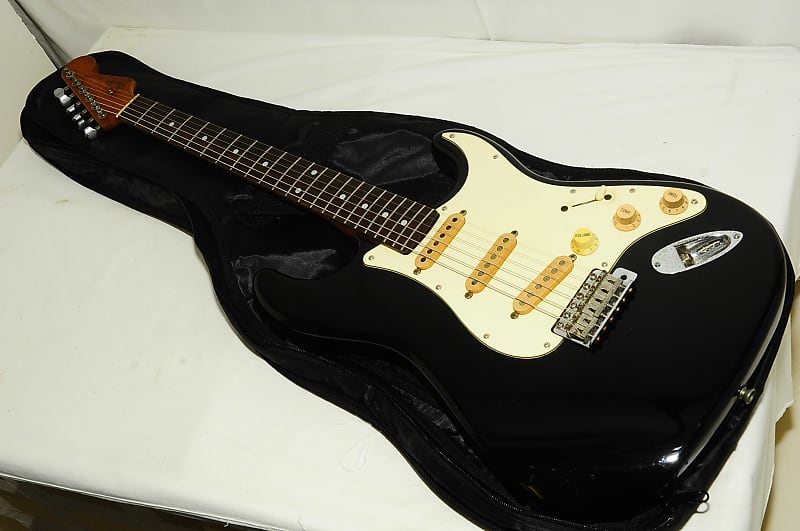 Fender Japan ST33R Stratocaster F Serial 1986-87 Electric Guitar Ref No.5010