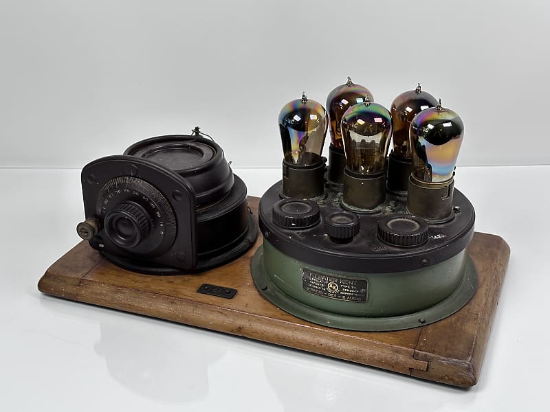 Atwater Kent Model 5 1920 Tube Radio  			