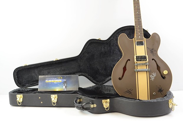 Epiphone Tom Delonge ES-333 Blink-182 希少 Epiphone Tom Delonge ES-333 - Brown | Long & McQuade