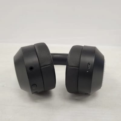 Soundstage Headphones image 2