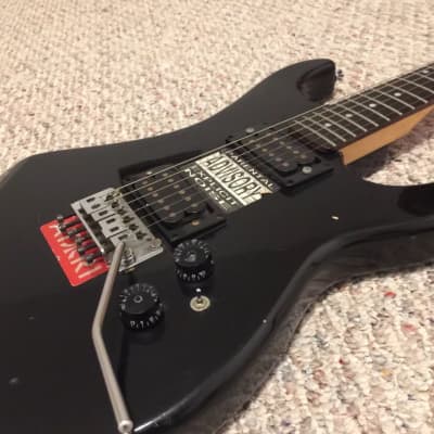 KRAMER STRIKER 200STエレキギター Floyd RoseⅡ搭載 1986 Kramer Striker 200ST - Aurora Music Co