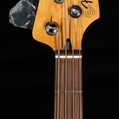 Fender Player Plus Active Meteora Bass Pau Ferro Fingerboard Opal Spark Bass Guitar - MX22013432-8.99 lbs image 5