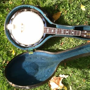 Vintage Gibson UB4 Ukulele Banjo  1926-1927, hsc, VGC image 11