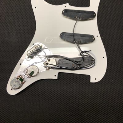 Squier Stratocaster Loaded Pickguard image 2
