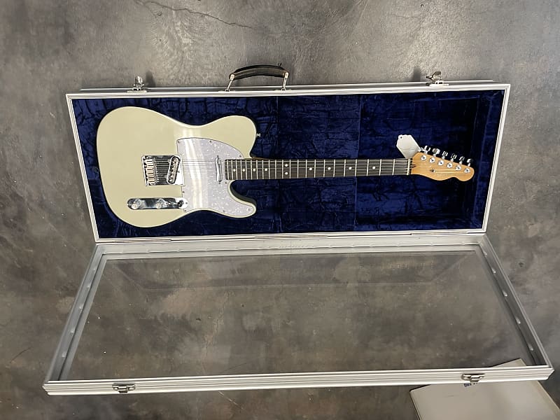 Fender Strat tele gibson les Paul display case Reverb